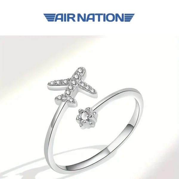 Anillo de avión plateado